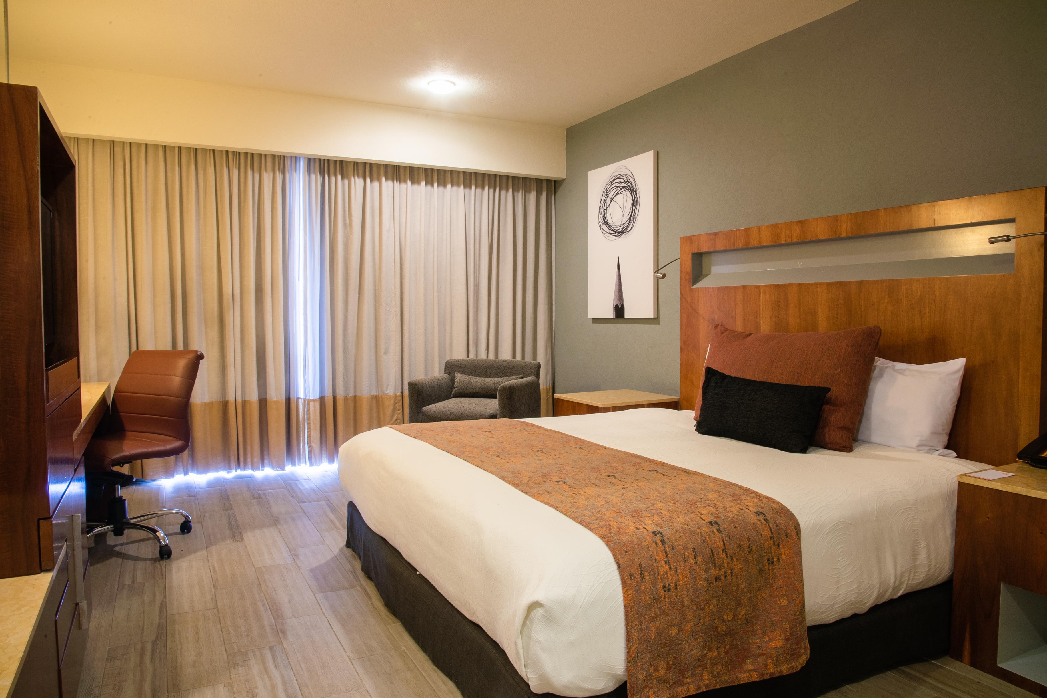 Real Inn Guadalajara Expo Bagian luar foto